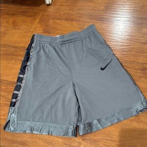 Nike Dri-Fit Kids Gray and Black Basketball Shorts New without Tags